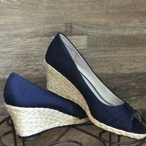 Navy Wedges!!